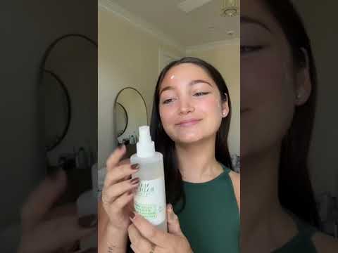 Facial Spray With Aloe, Adaptogens, and Coconut Water