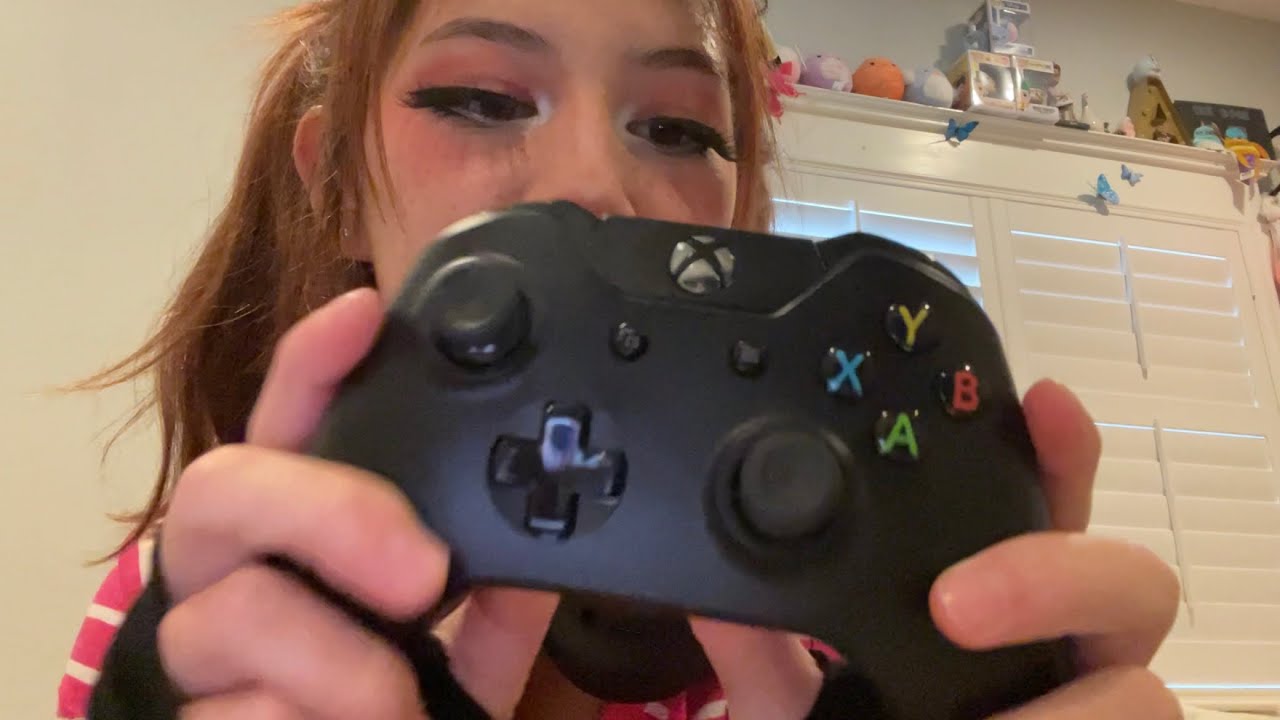 fake gamer girl game store roleplay (asmr)