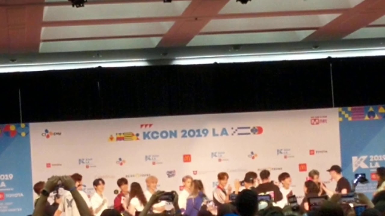 [FANCAM] 190817 LA Con Day 3 ∼ SKZ hi-touch