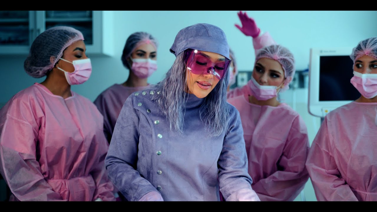 FARIANA - MI AMIGA ES UNA P (VIDEO OFICIAL) #Underwater 🌊