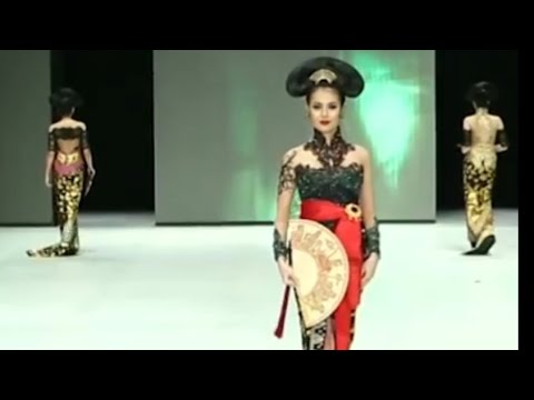 Fashion Show Model - UmC