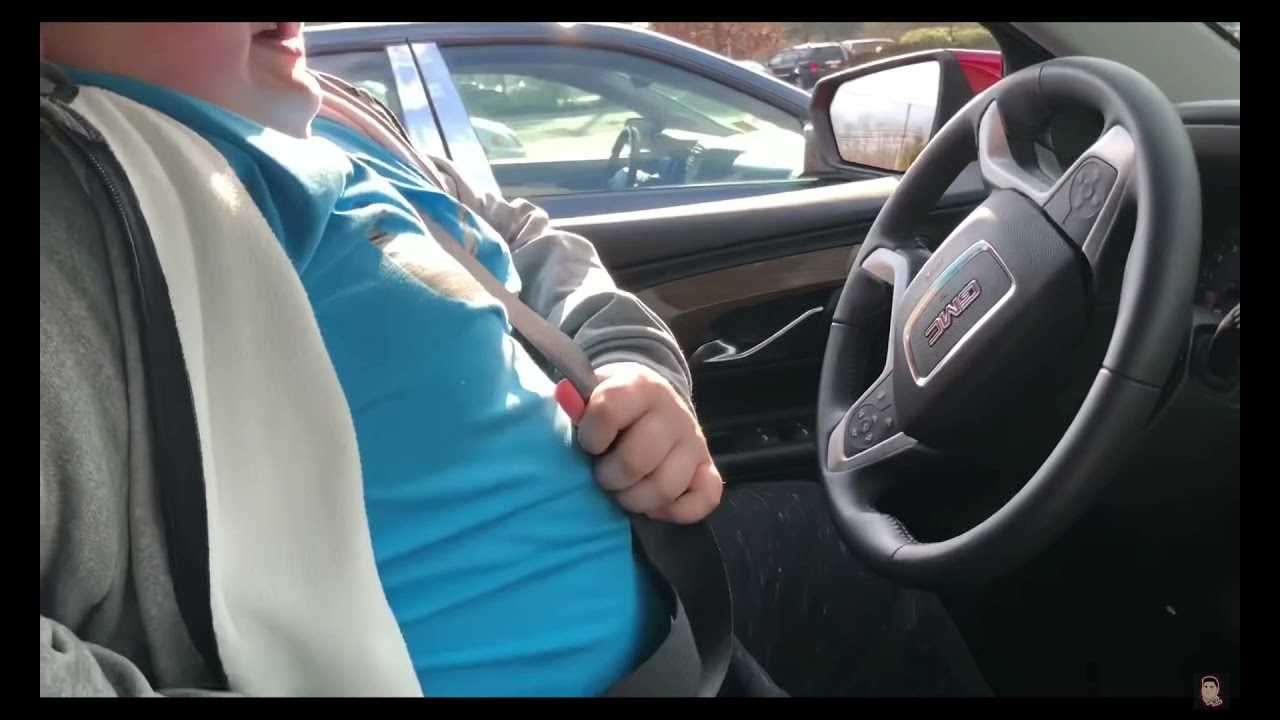 Fat Kid steals mom's car (GONE WRONG!!)
