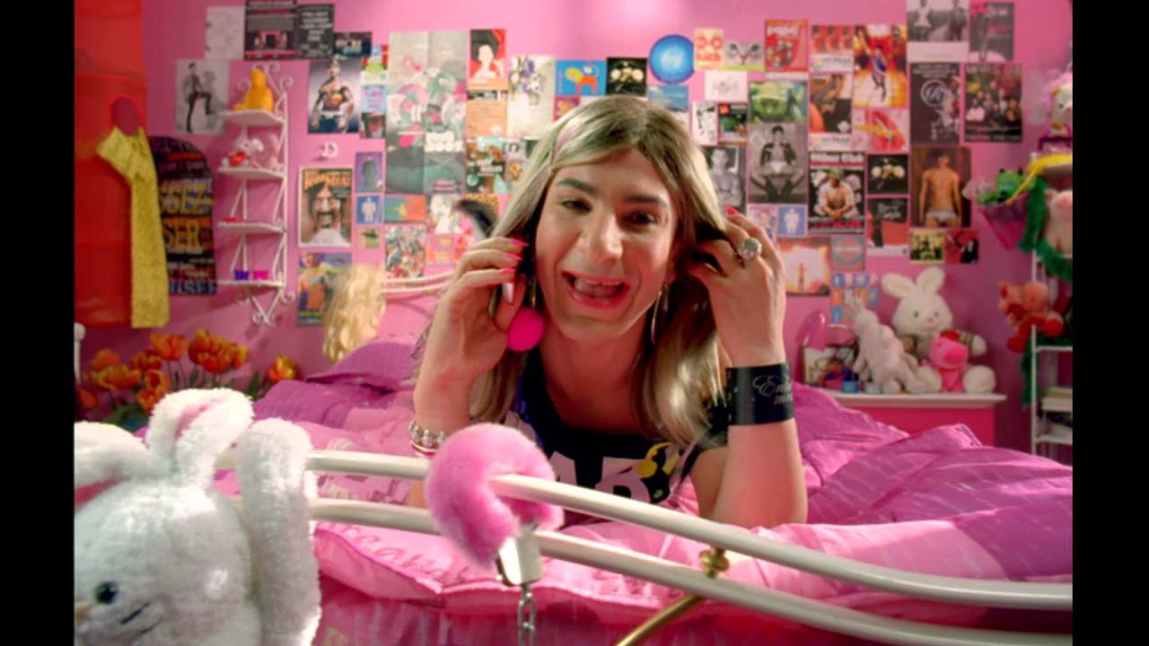 Fatal Bazooka feat. Yelle 