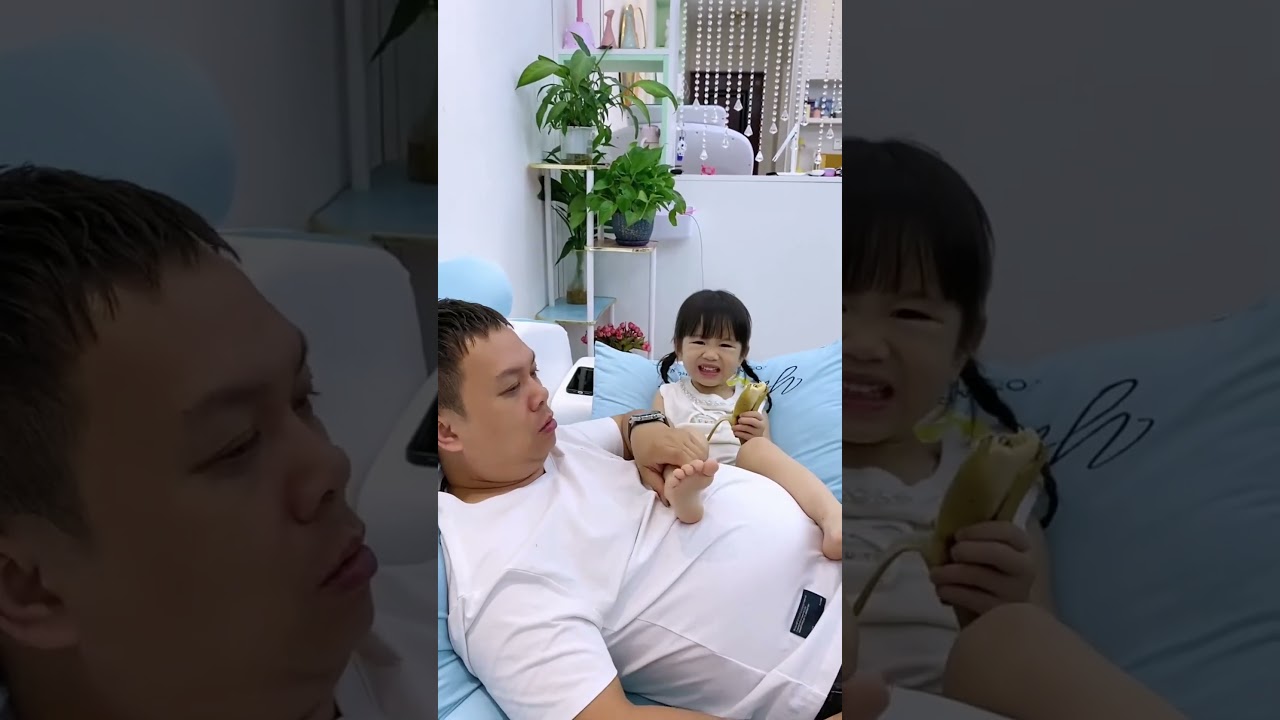 Father Kisses Daughter’S Feet But Dislikes Mum’S Feet! #funny #cute #baby #comedy #funnybaby #laugh