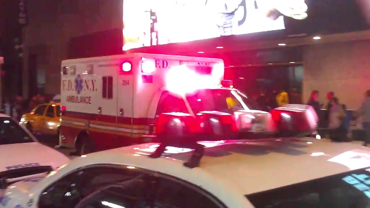 FDNY - Ambulance 284 (2010)