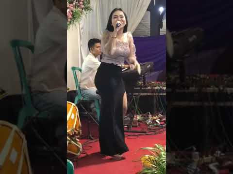 Febi pesek sakit gigi goyang hot