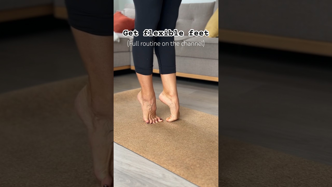 Feet flexibility 🖤 Daily stretches #stretching #feet