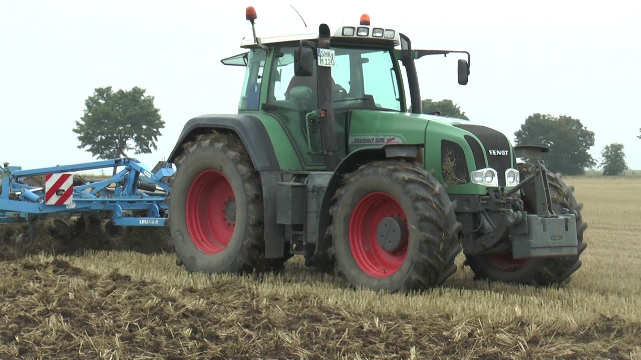 Fendt 926 Vario MKII + 20.000 hours with cultivator in Germany