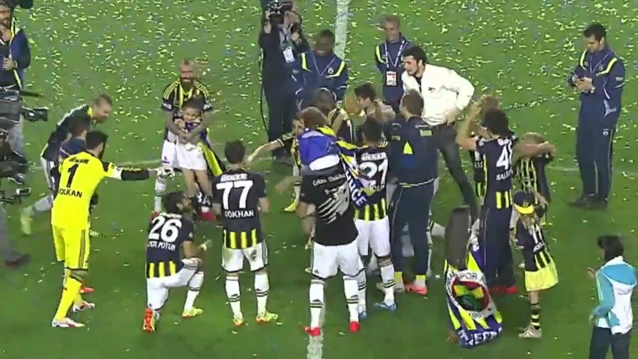 Fenerbahçe Şampiyonluk Şarkısı  Akşama Geleceğim