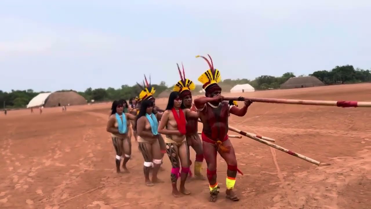 Festa takuara Amazon tribal dance