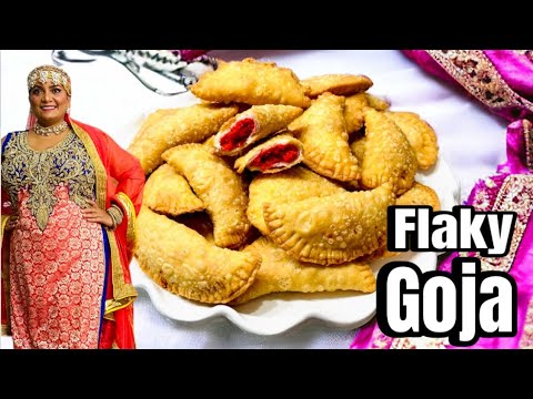 Flaky Guyanese Goja Perfect For Holi / Phagwah 🇬🇾#viralvideo #guyaneserecipe #gojarecipe