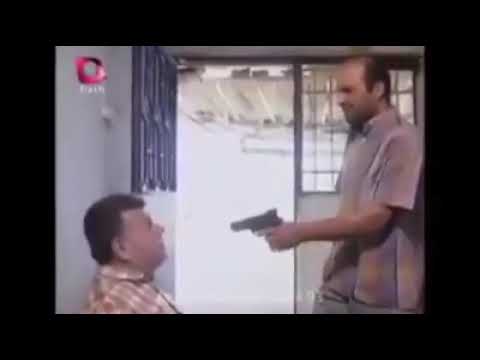 FLASH TV OYUNCULUĞU (SİLAHLA BIÇAKLAMAK)