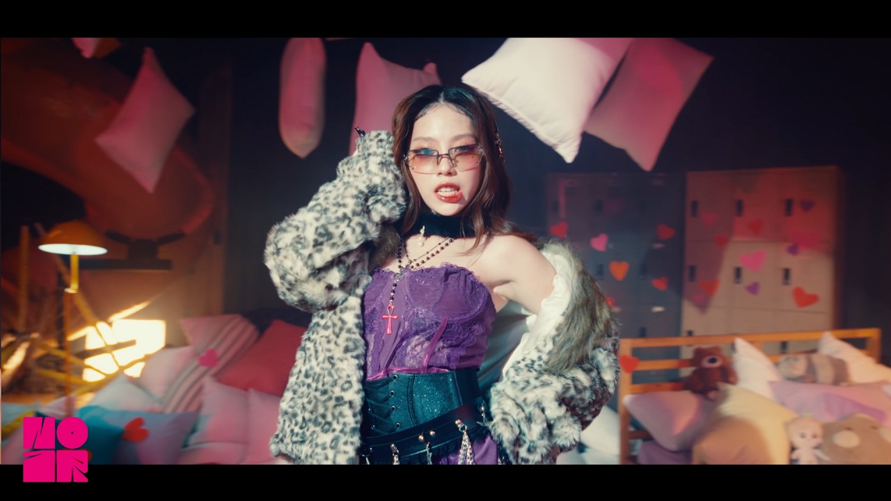 FLI:P - 'ดิ้นไปดิ้นมา (Flip)' [SPECIAL VIDEO]