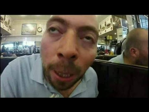 fırat sobutay yemek yiyor