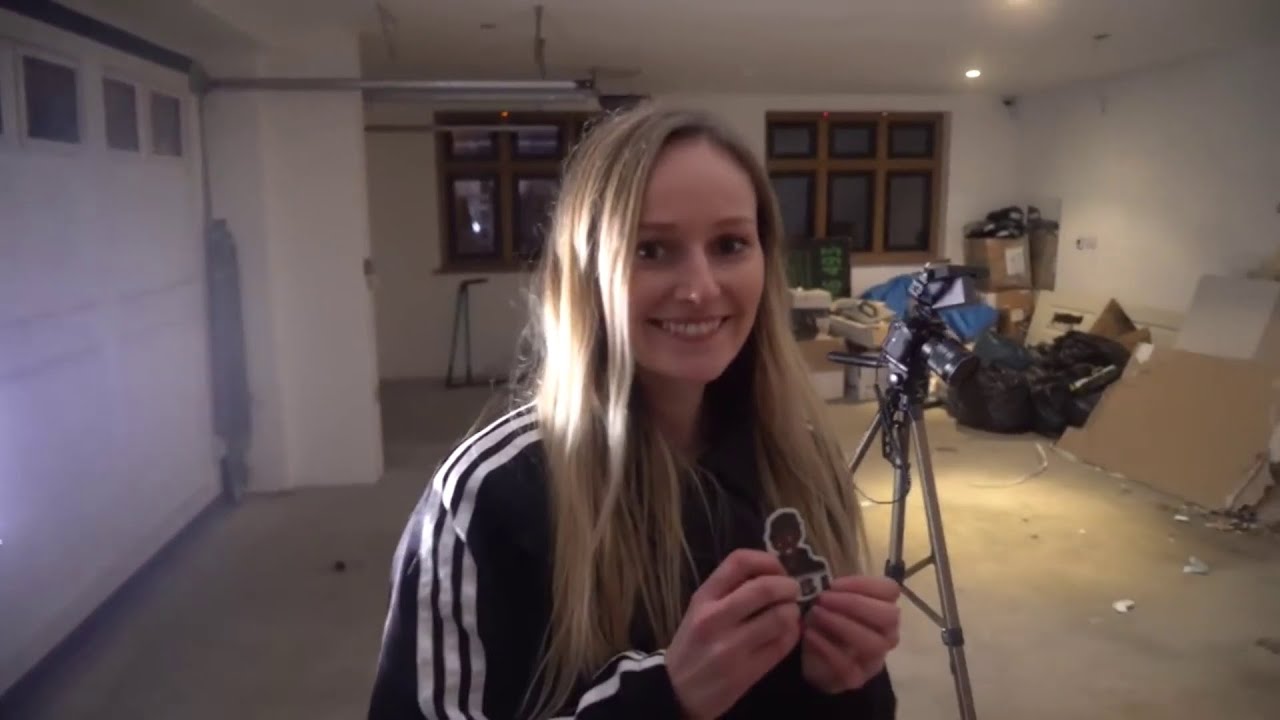 Freya Angers Talia Mar by Kissing Miniminter