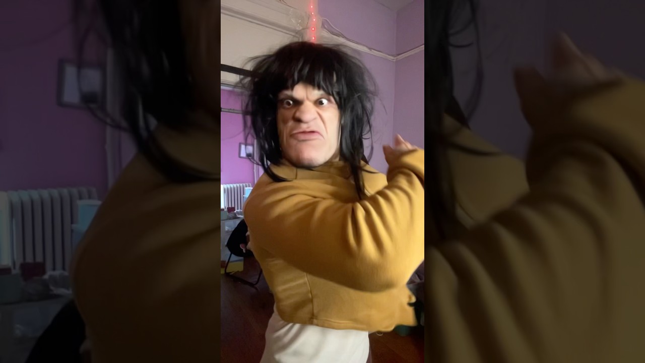 Friends mom Vs Mom😱🤣#funnyshorts #comedy #shorts