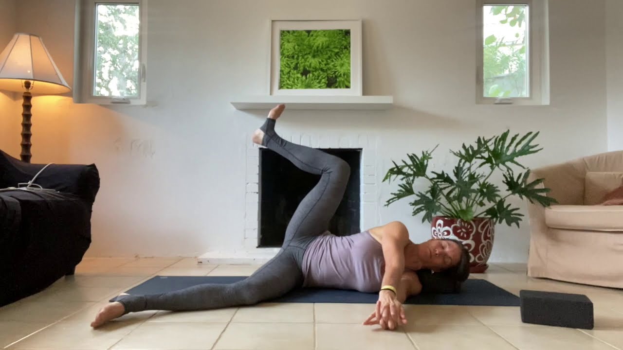 Frog Pose Mini Kinstretch Class