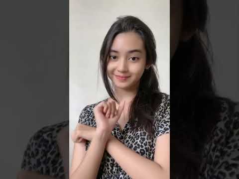 gadis abg cantik natural
