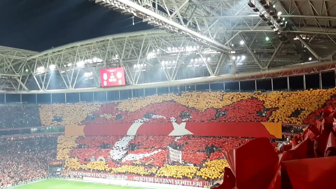 Galatasaray - Alanyaspor Koreografi ! Kapalı Üst - Cumhuriyetin 100.yılı