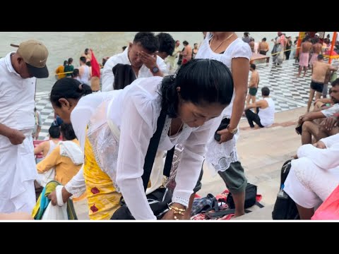 ganga snan in open | ganga snan 2025 | girl bath in open | #gangasnan #snan #gangasnan2025
