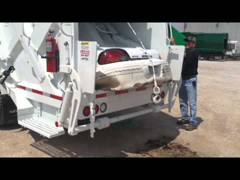 Garbage truck - COBRA MAGNUM CRUSHES CAR