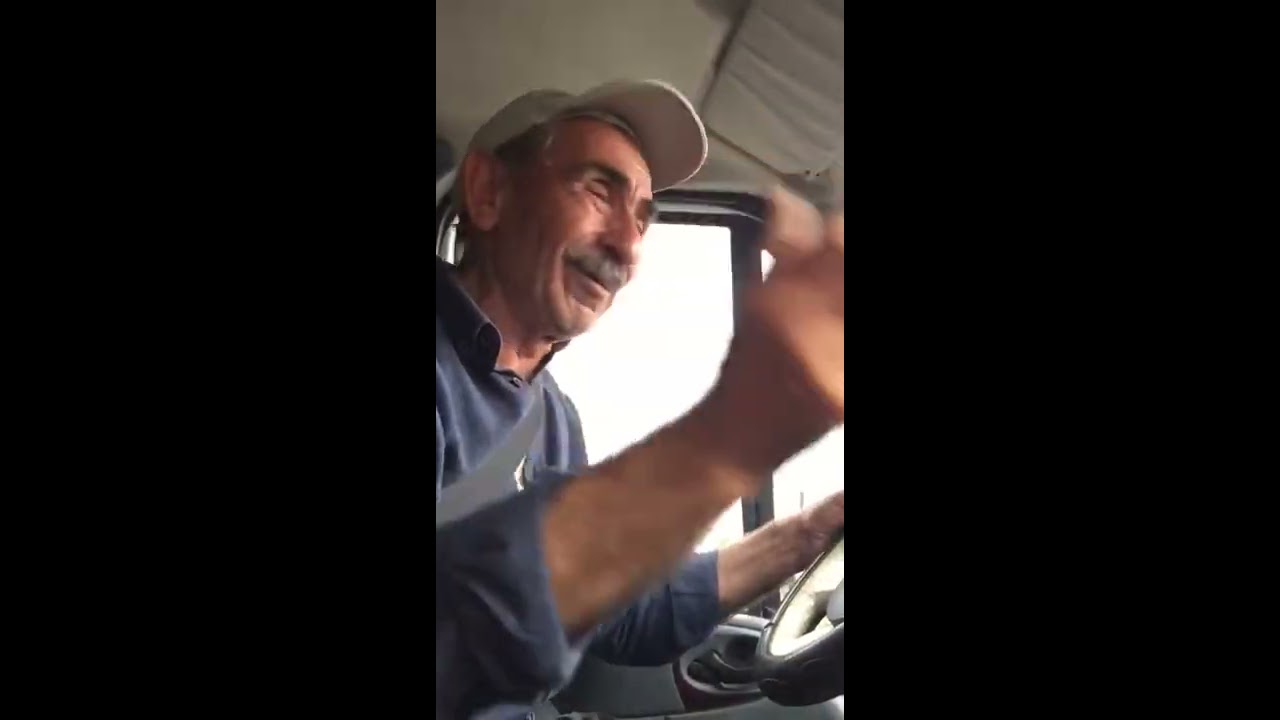Garibanın yüzü gülür mü?(FULL)