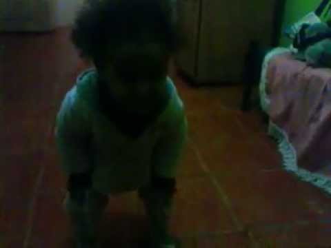 ágata dançando funk