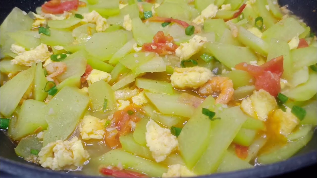 Gawin mo ito sa Sayote at Itlog! Sa Murang Halaga may Napakasarap na Ulam ka na!