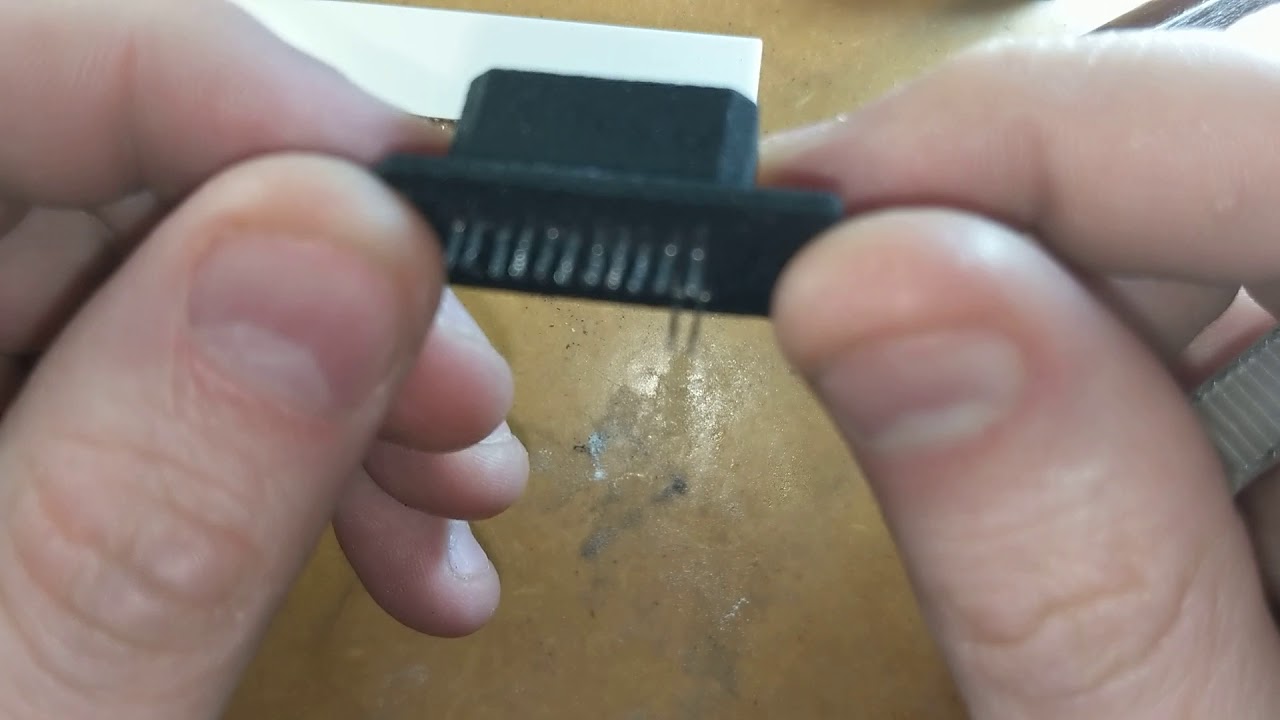 GCPlug Pinning, a sort of guide to making a digital port connector.