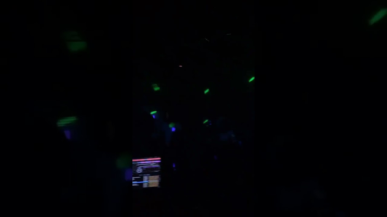 gece clüp kızlı erkekli bir gece #dj #kızsnap #gececlüp #kız