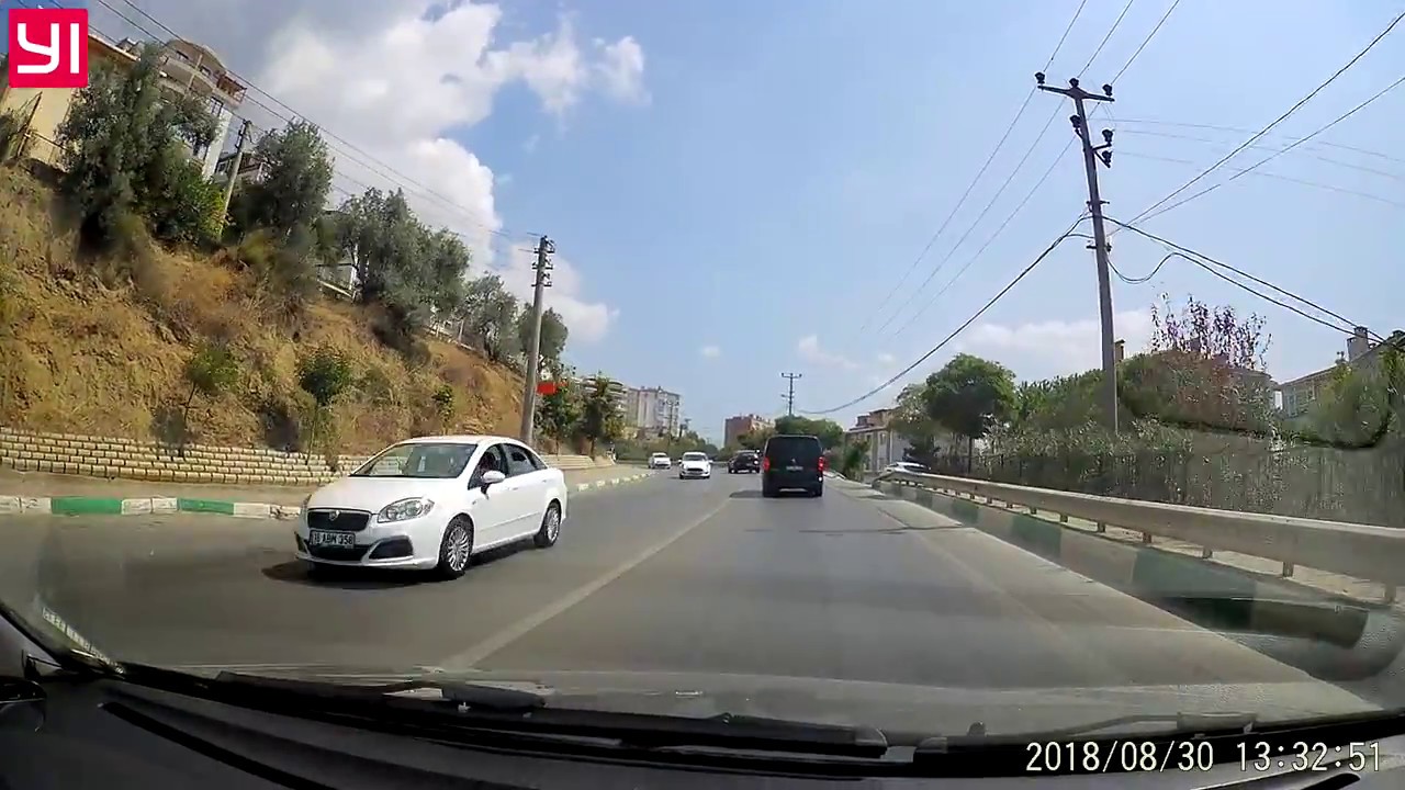 Gemlik Kaza Fiat Lİnea - Trafik Olayları