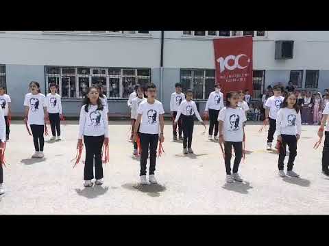 GENÇ TÜRK MARŞI GÖSTERİSİ 4/C 4/D SINIFI🇹🇷