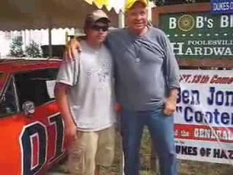 General Lee and Cooter from Dukes of Hazard