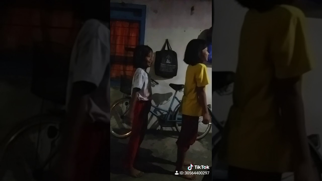 Gerakan ngentot beraksi putri novitasari & rara ani