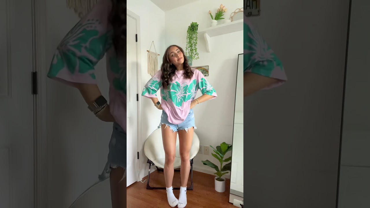 get dressed with me for school!! 💖😇 #explore #grwmvlog #schoolvideo #grwm #vlog #aesthetic #outfit
