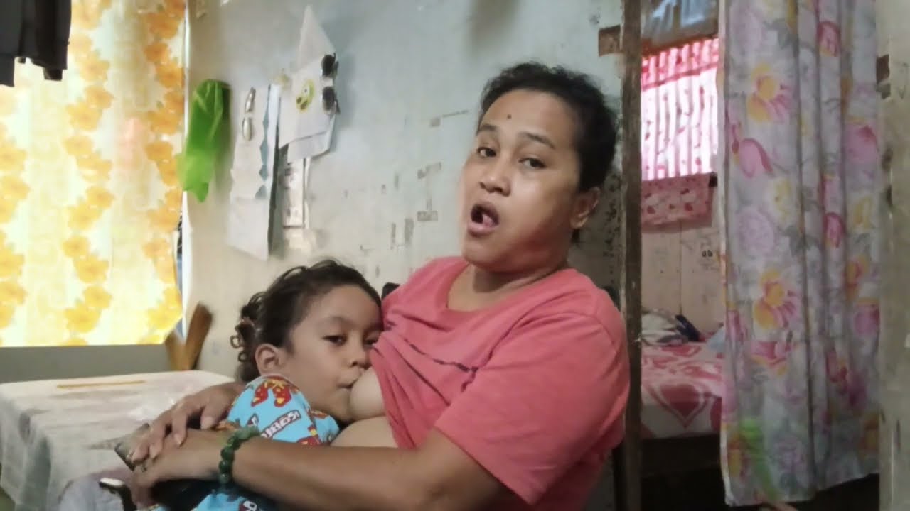 GI UHAW NANGAYO UG TOTOY@santhocofamilyvlog #viralvideo #trending #breastfeeding