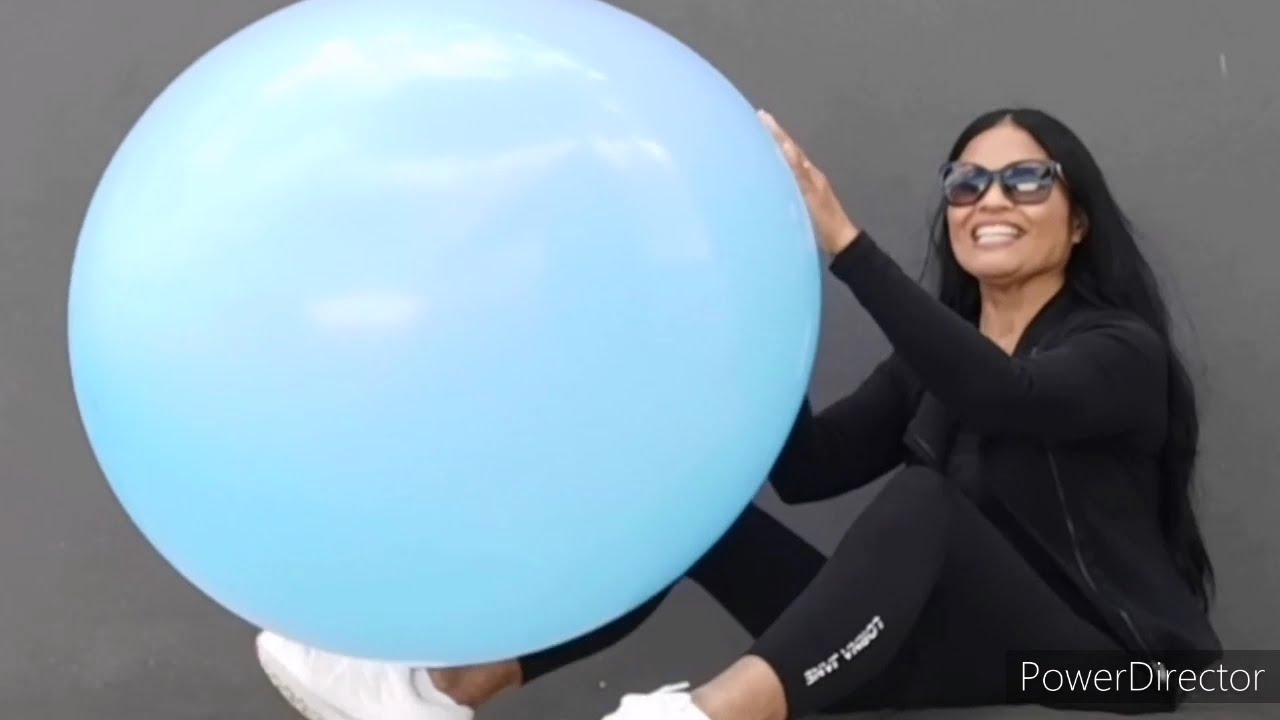 Giant Blue Balloon 🎈 Latex Balloon Accidentally Popped!!