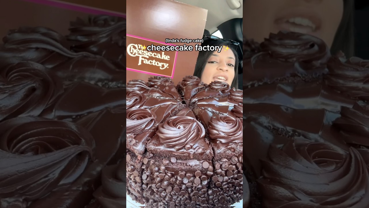 Giant cheescake factory chocolate cake 🍰