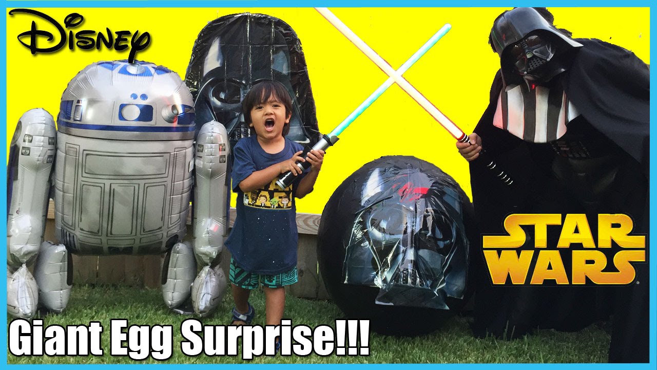 GIANT EGG SURPRISE OPENING Disney Toys Star Wars