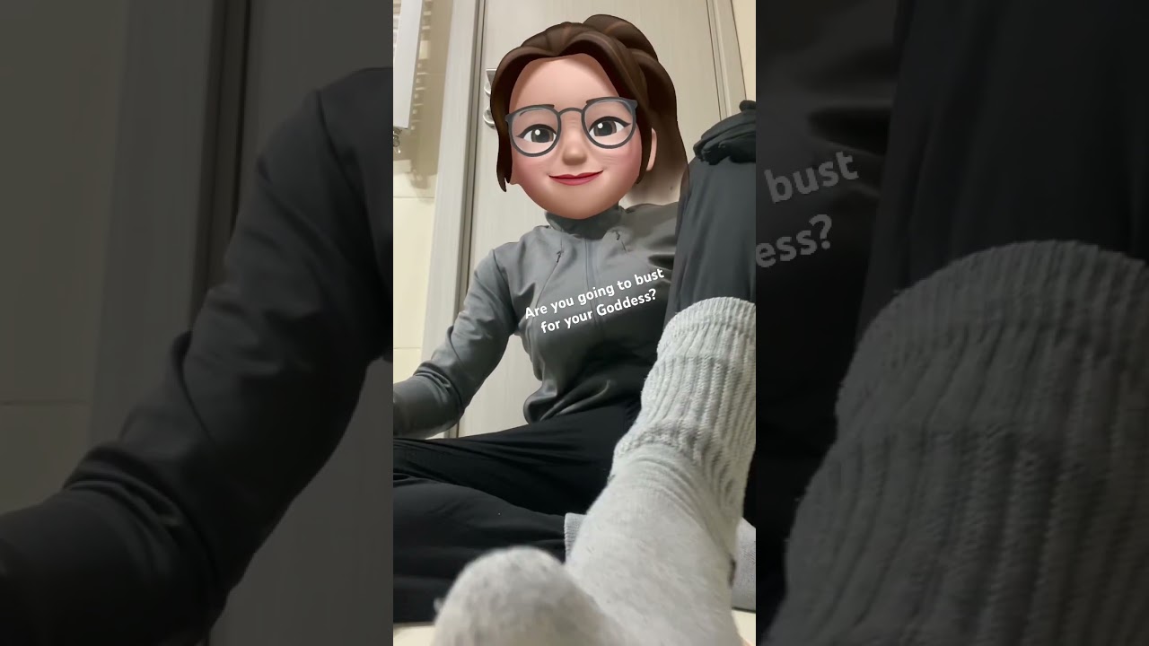 Giantess / Goddess teases you with her feet before you get crushed by her foot.