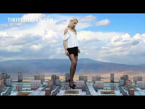 Giantess Chloe İn The City