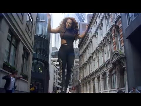 Giantess Mel B in Costa Bingo Commercial