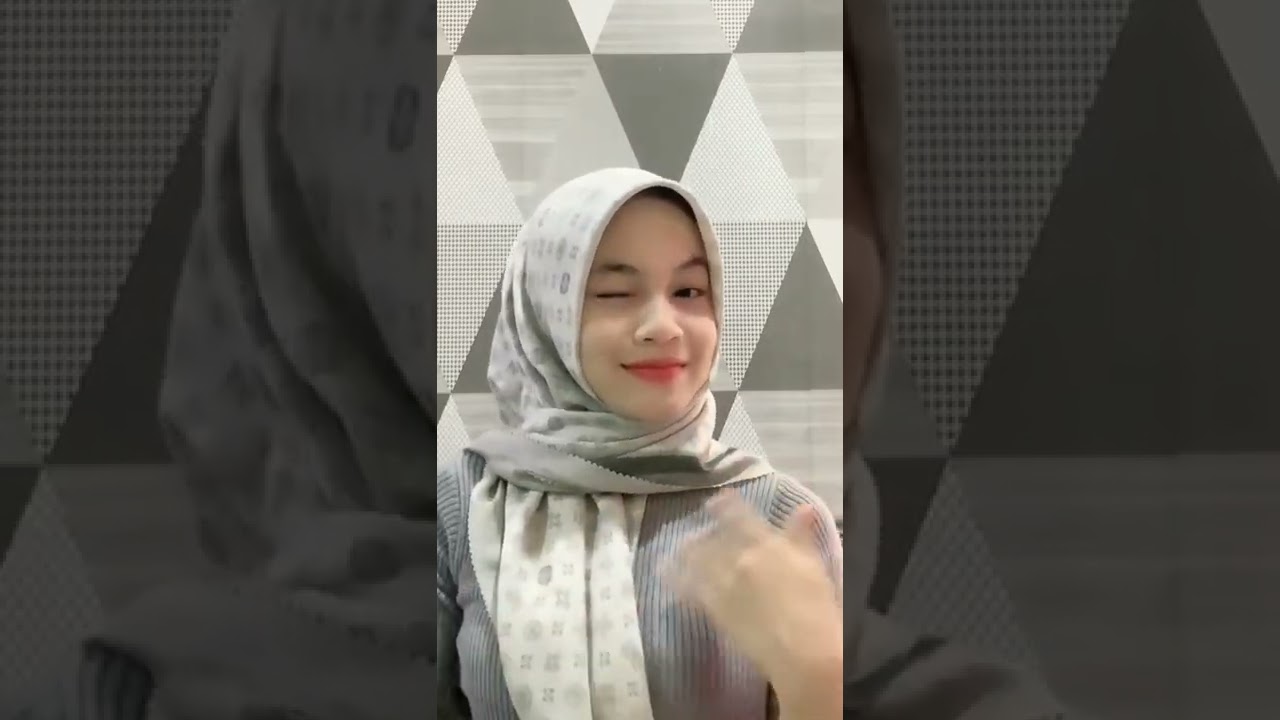 Gimana gimana? 🤤 #sangeberat #hijabsange #Jilbabsange #jilbabcrot #jilbobs #tiktokhotindo #tiktok