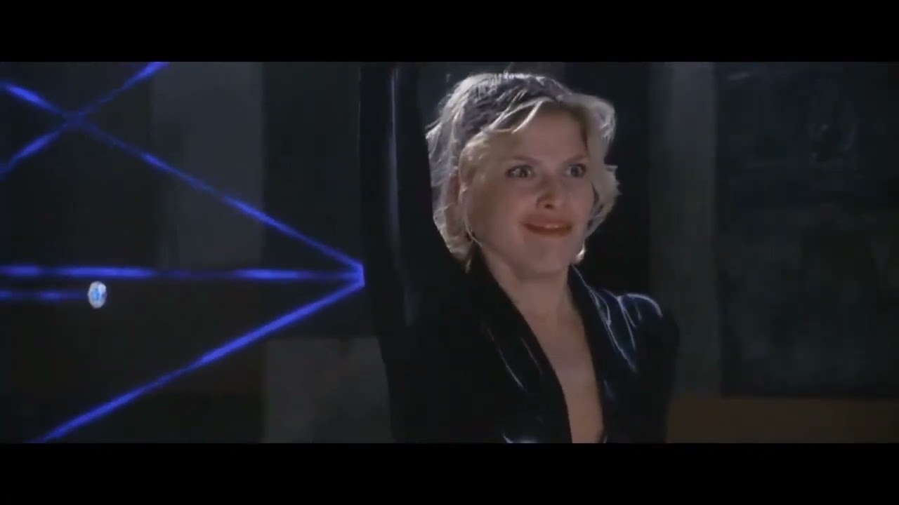 Girl Fart Scene Jay & Silent Bob Strike Back