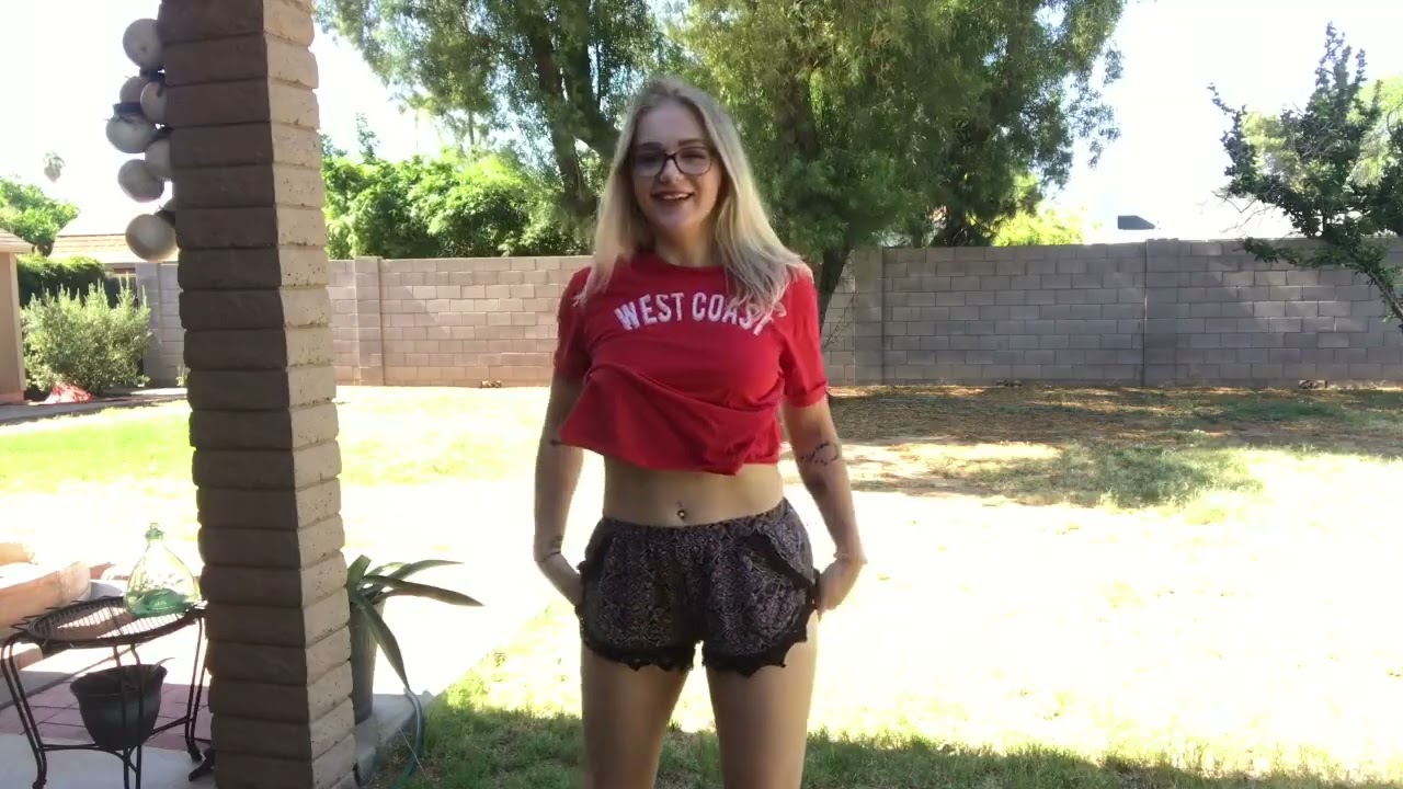 Girl Farting Outside!