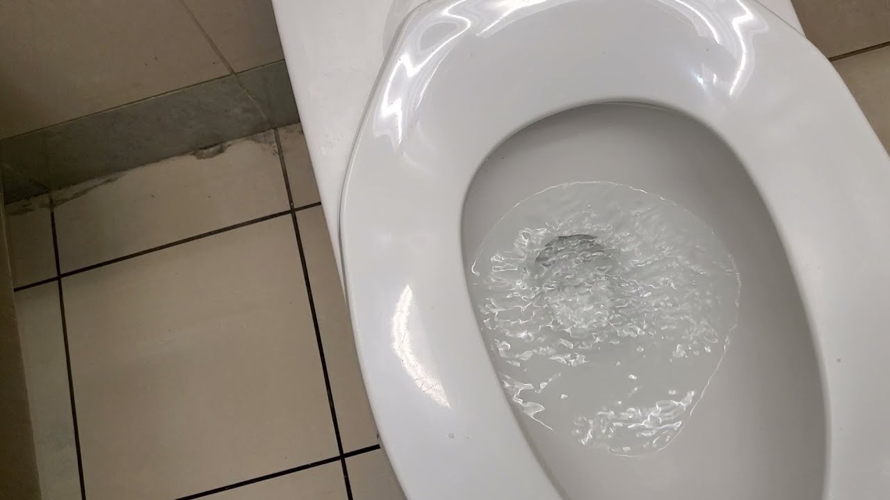 girl pees standing up