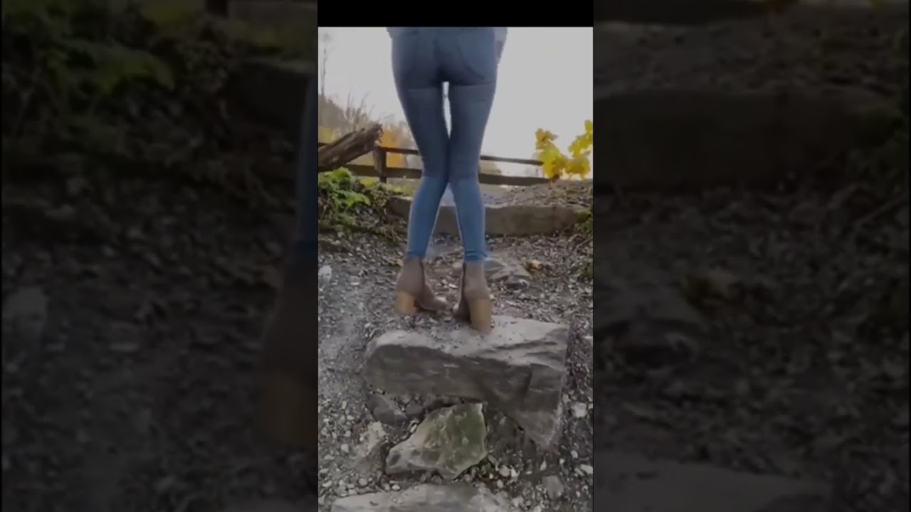 Girl pisses her jeans