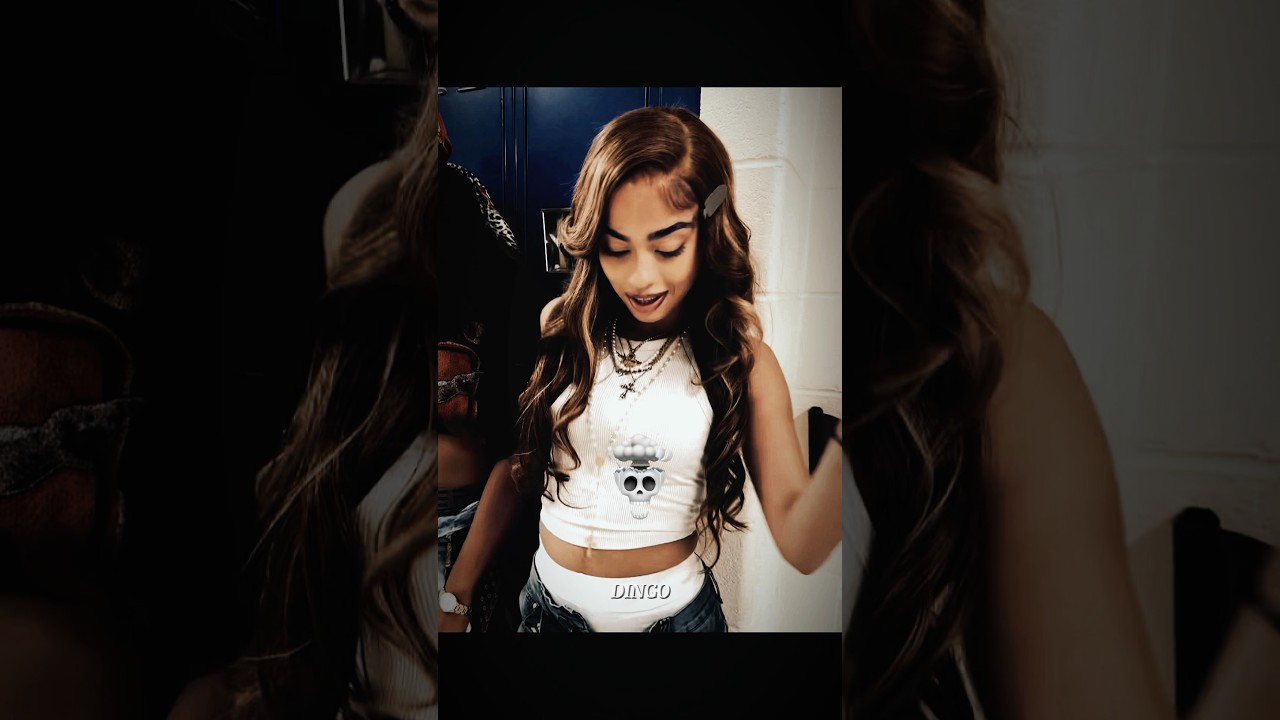 Girls dressing like the 90’s…🥵