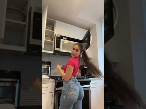💋🍑😍girls in tight jeans ❤️ #shorts