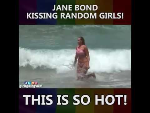 GirlsGoingViral